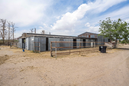 Land for Sale with Horse Facilities and Shop Las Cruces, NM - image 12