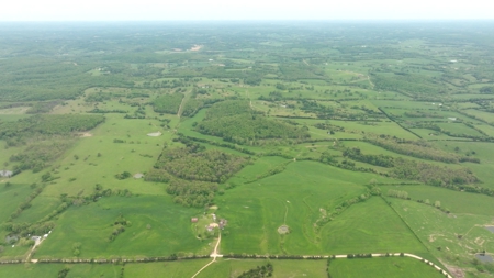 Missouri Cattle Ranch For Sale - image 9