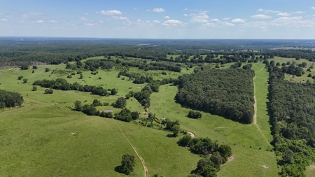 Missouri Cattle Ranch For Sale - image 33