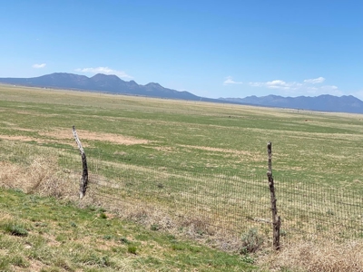 40 Acres with Mountain Views in Stanley, NM - image 1