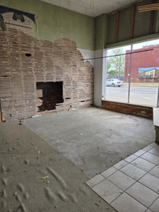 Commercial Building For Sale in Unionville, Missouri - image 10