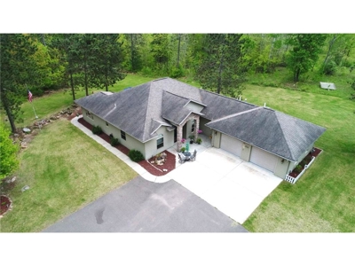 Custom Ranch Home on 5+ Wooded Acres For Sale in Sandstone MN - image 4