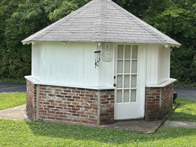 House for Sale in Glasgow, Kentucky - image 14
