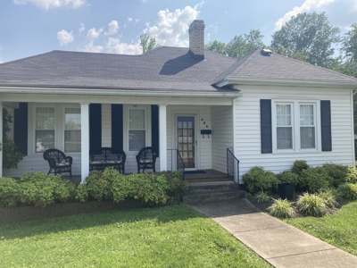 House for Sale in Glasgow, Kentucky - image 1