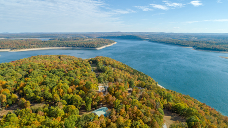 Residential Lot on Bull Shoals Lake Peninsula with Airstrip - image 5
