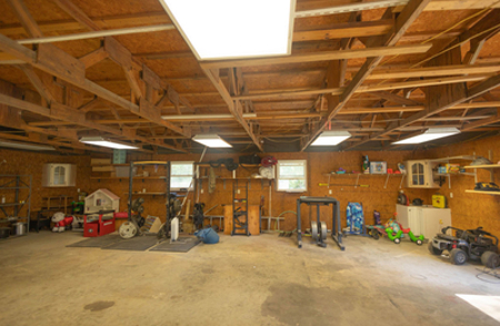 Home For Sale In Fort White Florida On 2 Acres - image 40