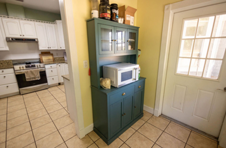 Home For Sale In Fort White Florida On 2 Acres - image 9