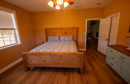 Home For Sale In Fort White Florida On 2 Acres - image 19
