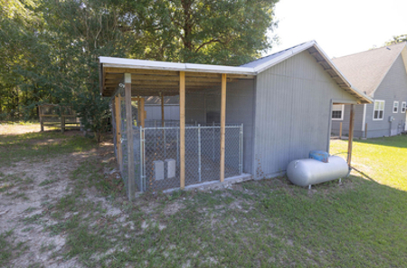 Home For Sale In Fort White Florida On 2 Acres - image 38