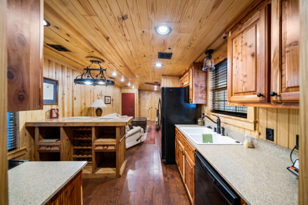 Oklahoma Premier Equestrian Facility For Sale - image 39