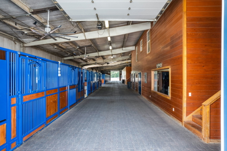 Oklahoma Premier Equestrian Facility For Sale - image 15