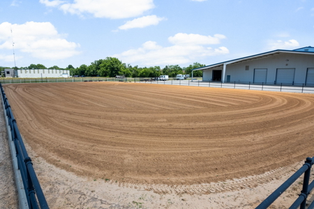 Oklahoma Premier Equestrian Facility For Sale - image 7