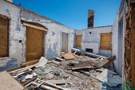 Online Auction – Fire Damaged House – Phoenix Historic District - image 9