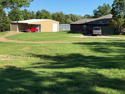 Home Near Hugo Lake for Sale in Hugo, Oklahoma - image 20
