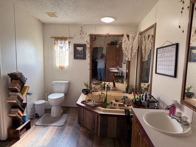 Country Home for Sale in Hugo, Oklahoma - image 12