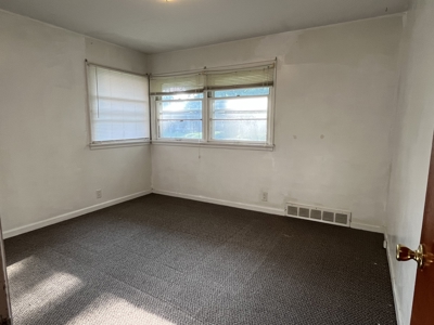 Move In Ready Centerville, Iowa Home For Sale - image 9