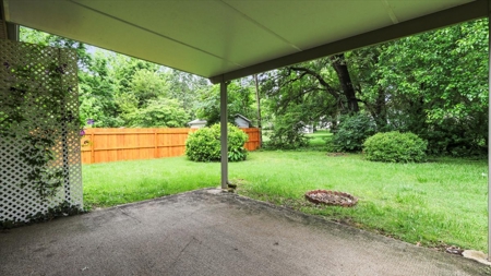 Ranch Style Home in the Heart of Springfield, Missouri - image 23
