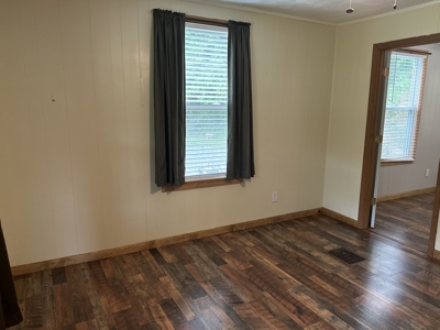 Cottage Home for Sale in Max Meadows VA - image 17