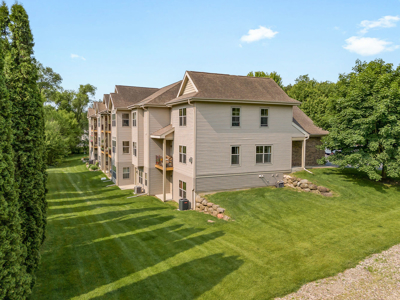 2-Bedroom Townhouse-Style Condo in the Village of Merrimac WI - image 43