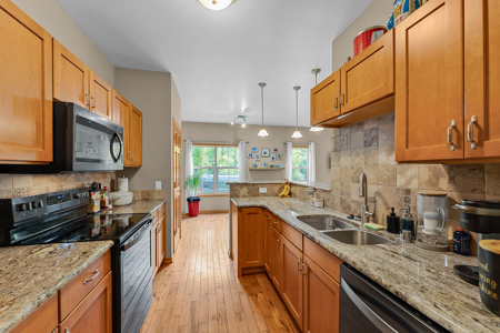 2-Bedroom Townhouse-Style Condo in the Village of Merrimac WI - image 13