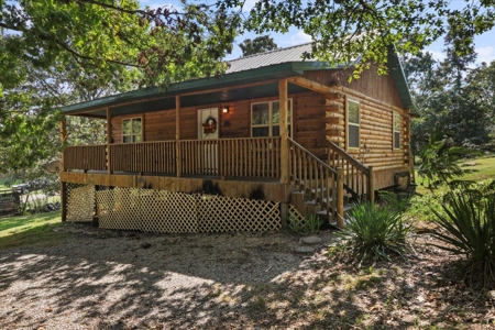 Charming Cabin Retreat near Alton, Missouri - image 1