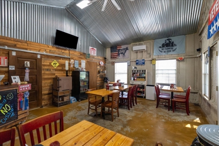 Commercial Opportunity – Two Properties Available - image 3
