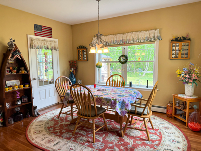 Picture Perfect Country Living - image 18