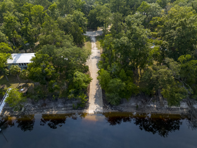 1 Acre Camping Lot for Sale in O'Brien, Florida - image 7