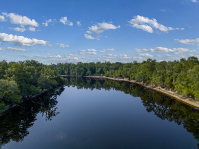 1 Acre Camping Lot for Sale in O'Brien, Florida - image 3