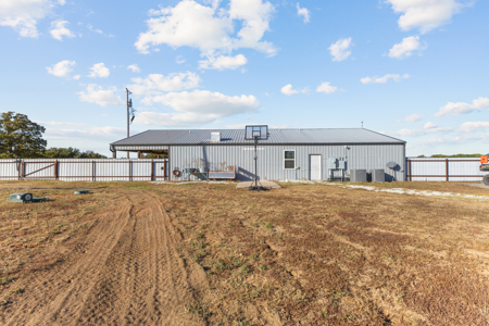 Residential / Commercial Property for Sale in Stratford OK - image 27