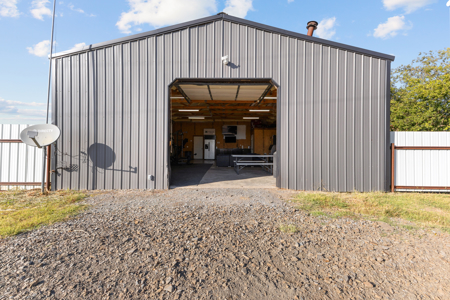 Residential / Commercial Property for Sale in Stratford OK - image 24