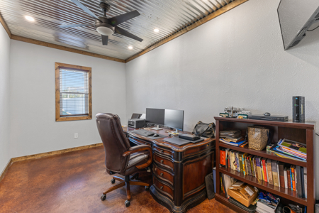 Residential / Commercial Property for Sale in Stratford OK - image 8