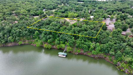 No Reserve Real Estate / Lake Lodge Auction - Cookson, Ok - image 6