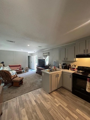 Brand new Live Oak mobile home on 3 secluded acres in Old Town