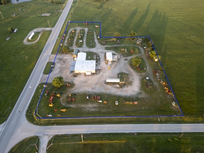 Commercial Building For Sale EL Dorado Springs, MO - image 3