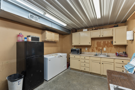 Commercial Building For Sale EL Dorado Springs, MO - image 27