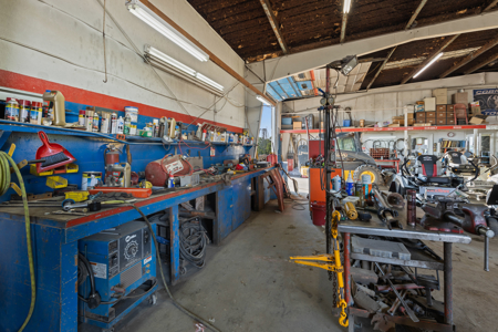 Commercial Building For Sale EL Dorado Springs, MO - image 17