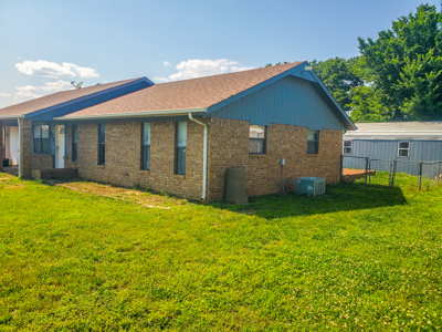 Home in Sought-After Meadowpark Neighborhood – Morrison Schools - image 3