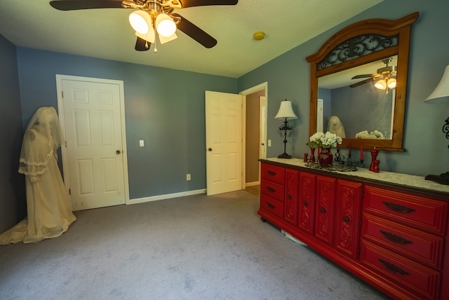 Country Home with In-Ground Pool & Hot Tub in Galax VA - image 37