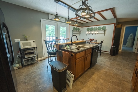 Country Home with In-Ground Pool & Hot Tub in Galax VA - image 32