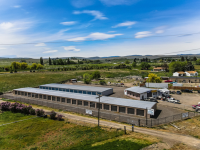 Prime Storage & Auto Property with Summitview Frontage in Tieton - image 1
