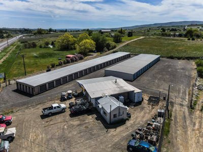 Prime Storage & Auto Property with Summitview Frontage in Tieton - image 9