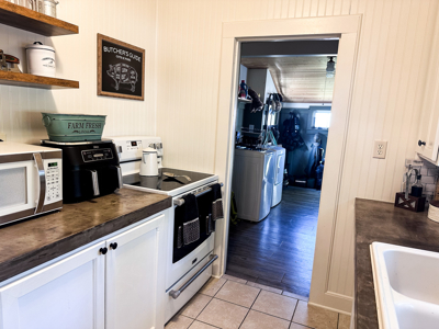 Cozy & Functional 3-Bedroom Home with Heated Shop in Glasgow, MT - image 18