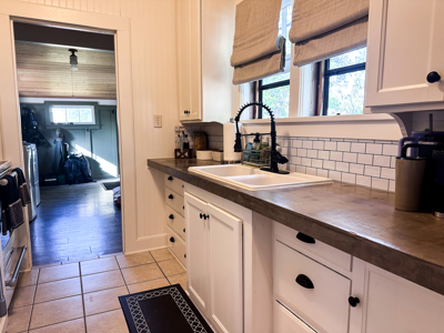 Cozy & Functional 3-Bedroom Home with Heated Shop in Glasgow, MT - image 17