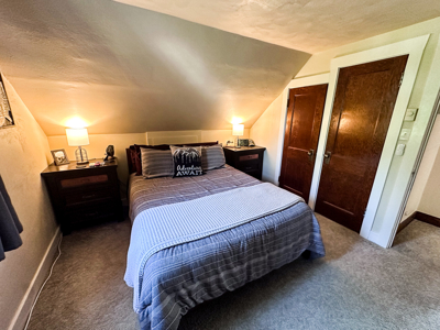 Cozy & Functional 3-Bedroom Home with Heated Shop in Glasgow, MT - image 30