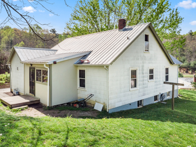 Charming Mid-Century Mountain Home–Full of Character And Updates - image 27