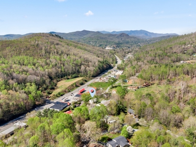 Charming Mid-Century Mountain Home–Full of Character And Updates - image 31