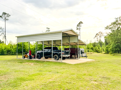 Private Country Paradise with Pond, Pool & Acreage in Cottondale - image 28