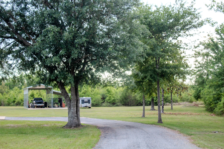 Private Country Paradise with Pond, Pool & Acreage in Cottondale - image 40