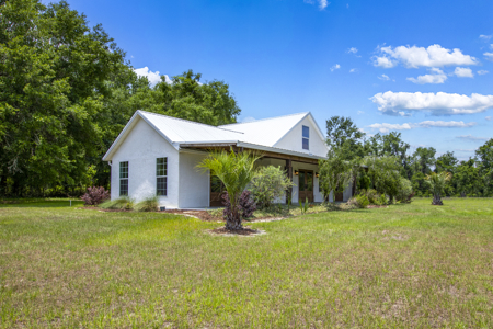 Country Home on 40 acres for Sale in Suwannee County, Florida - image 3